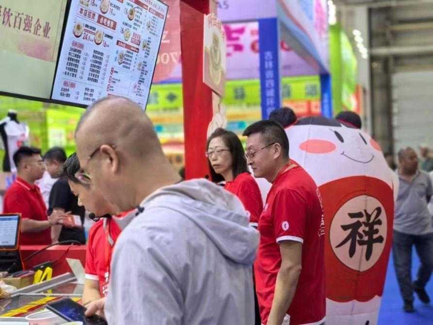 长沙餐饮店加盟品牌，2到3人能开店吗？