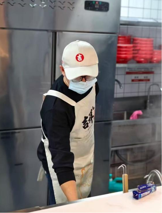 做上海餐饮店加盟项目，需要哪些条件？