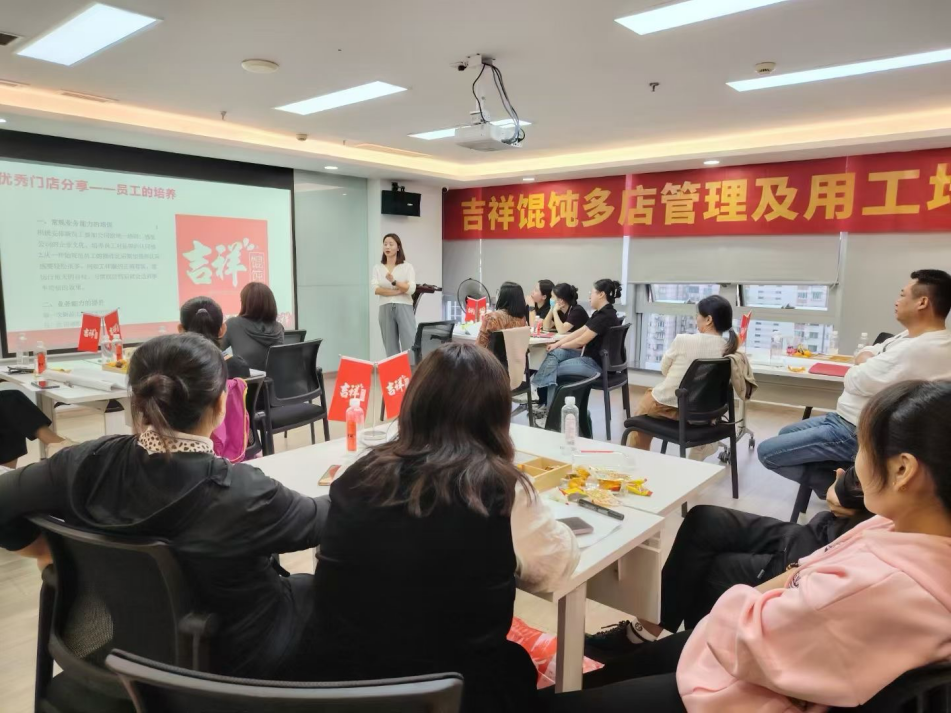 没经验开郑州餐饮店？加盟对品牌也能快速上手